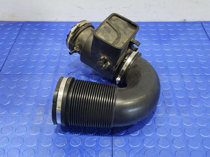 2018 Audi Q7 Air Intake Tube/Resonator
