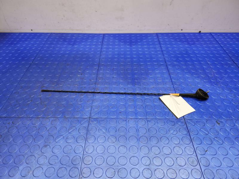 2018 Ram ProMaster Antenna