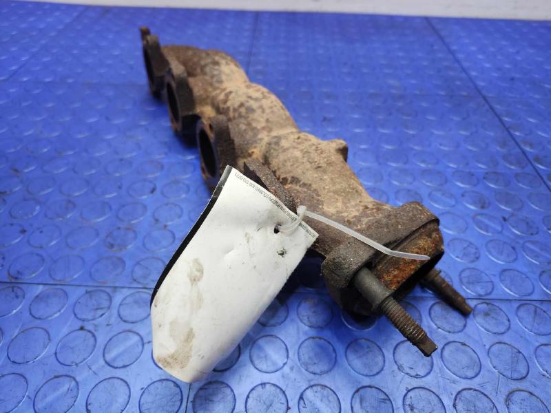 2001 Ford F-150 Exhaust Manifold