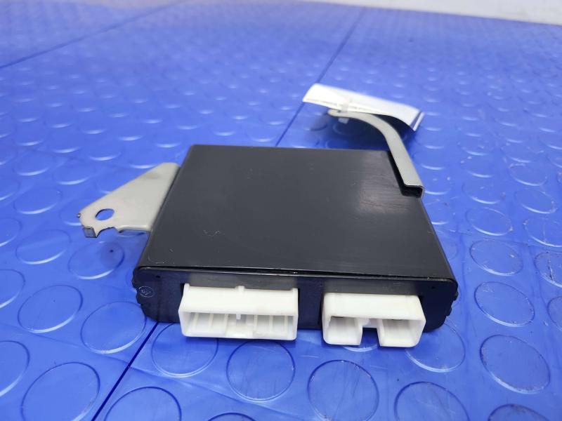 2005 Lexus RX 330 Chassis Brain Box