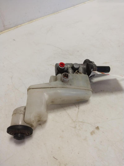 2007 - 2011 Toyota Camry Brake Master Cylinder OEM 4720106430