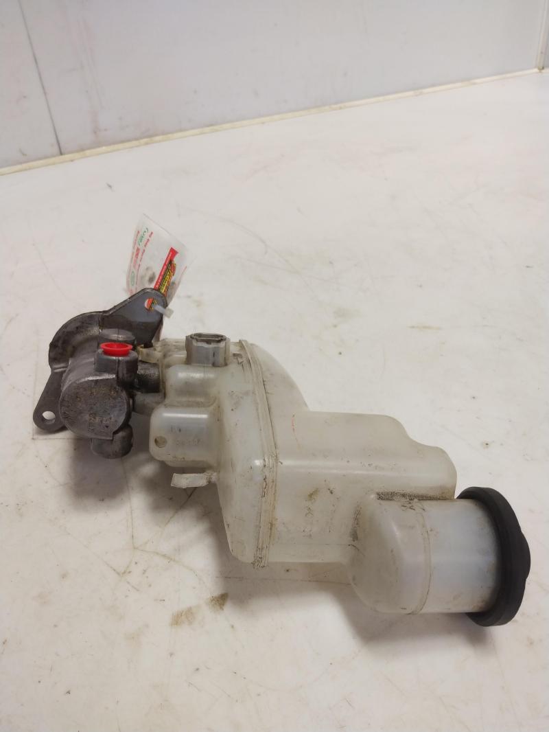 2007 - 2011 Toyota Camry Brake Master Cylinder OEM 4720106430