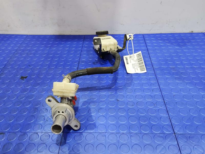 2015 Nissan Murano Master Cylinder