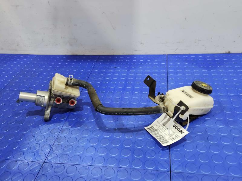 2015 Nissan Murano Master Cylinder