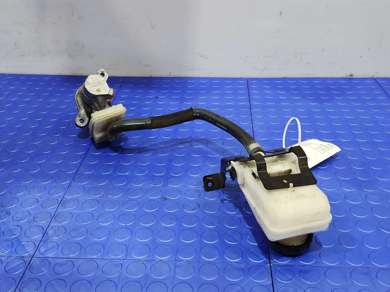 2015 Nissan Murano Master Cylinder