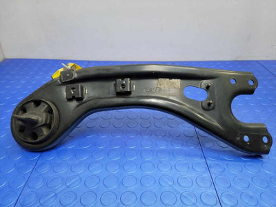 2013 Hyundai Santa Fe Lower Control Arm Rr
