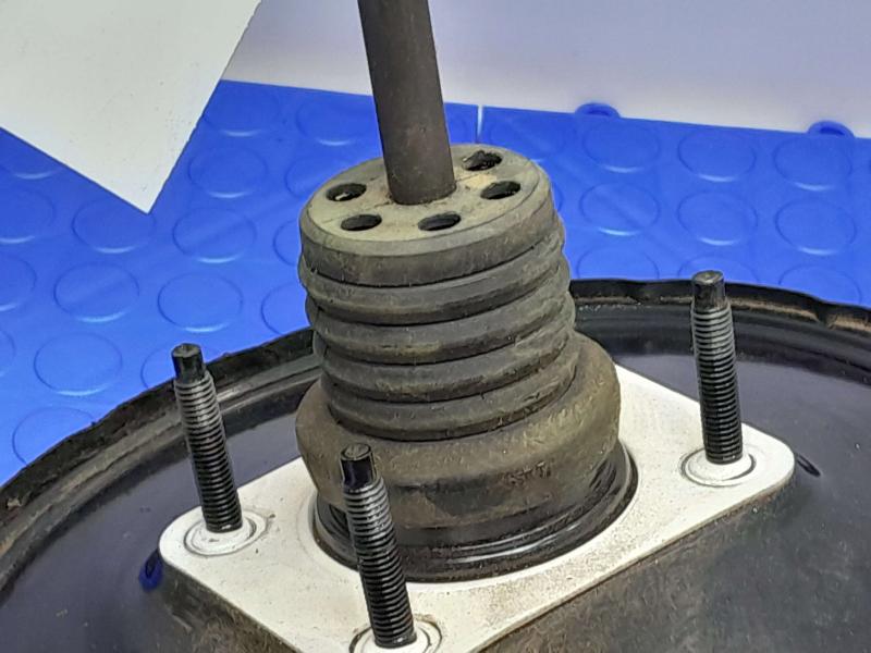 2010 Chevrolet Camaro Power Brake Booster