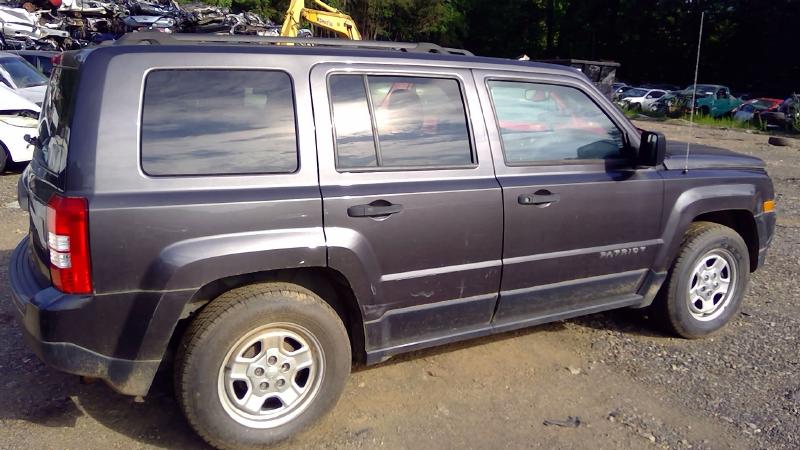2017 Jeep Patriot Center Pillar