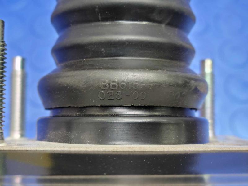 2013 Hyundai Santa Fe Sport 2.4L Power Brake Booster Genuine OEM 585002W800