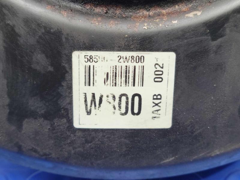 2013 Hyundai Santa Fe Sport 2.4L Power Brake Booster Genuine OEM 585002W800