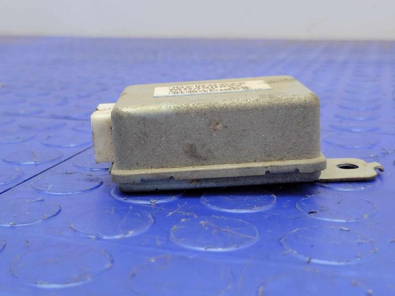 2000-2001 Mitsubishi Eclipse Cruise Control Module Genuine OEM Part MR490822