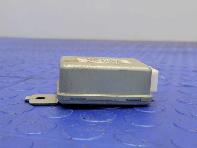2000-2001 Mitsubishi Eclipse Cruise Control Module Genuine OEM Part MR490822