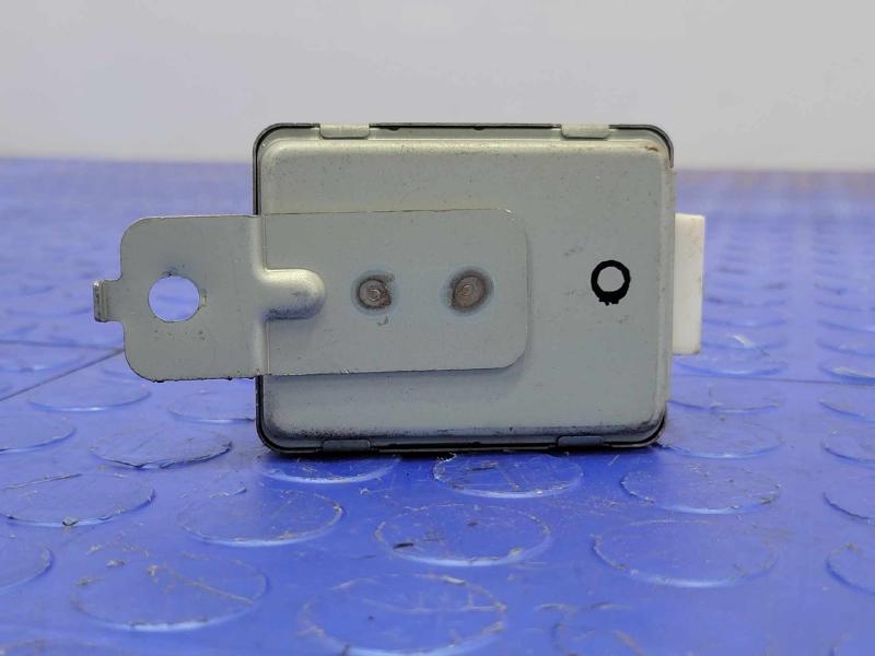 2000-2001 Mitsubishi Eclipse Cruise Control Module Genuine OEM Part MR490822