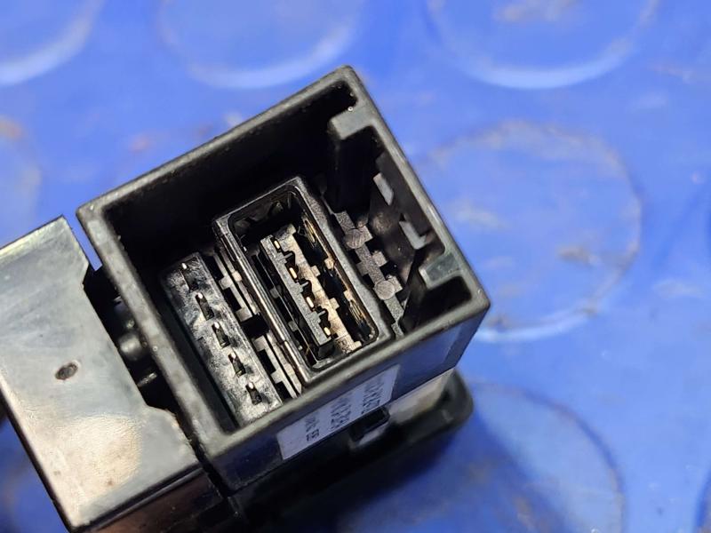 2013 Toyota Prius Misc Ebay Parts