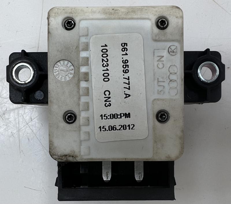 2012 - 2022 Volkswagen Passat Front Seat Lumbar Switch OEM 561959777A9B9
