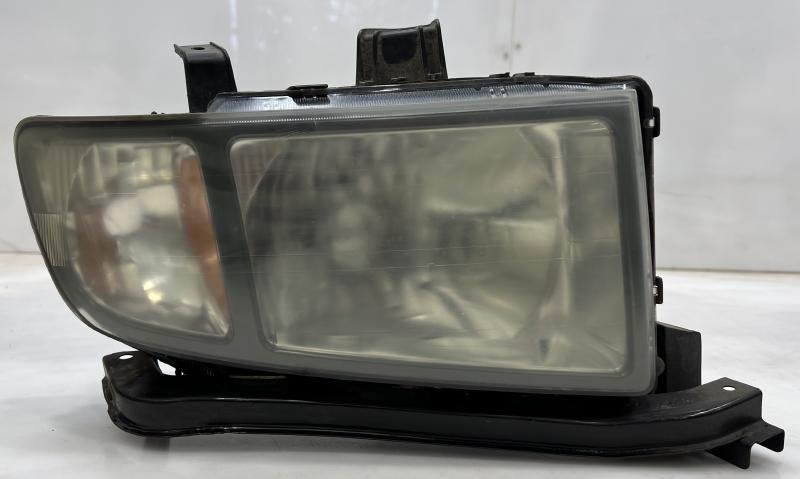 2006 - 2008 Honda Ridgeline Headlight Assembly RH Passenger Side OEM 33101SJCA02