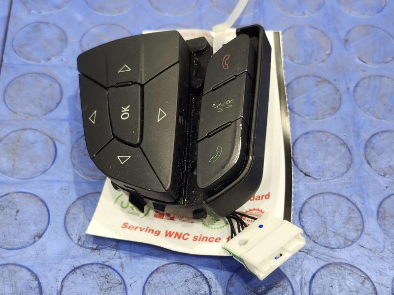 2014 Jeep Grand Cherokee Combination Switch