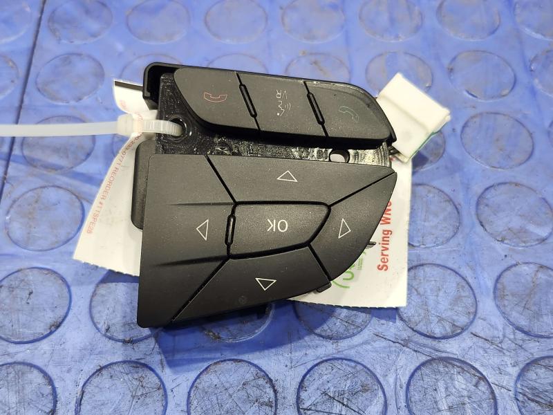 2014 Jeep Grand Cherokee Combination Switch