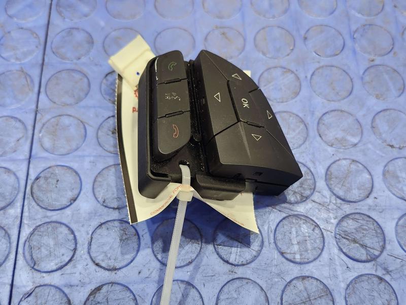 2014 Jeep Grand Cherokee Combination Switch
