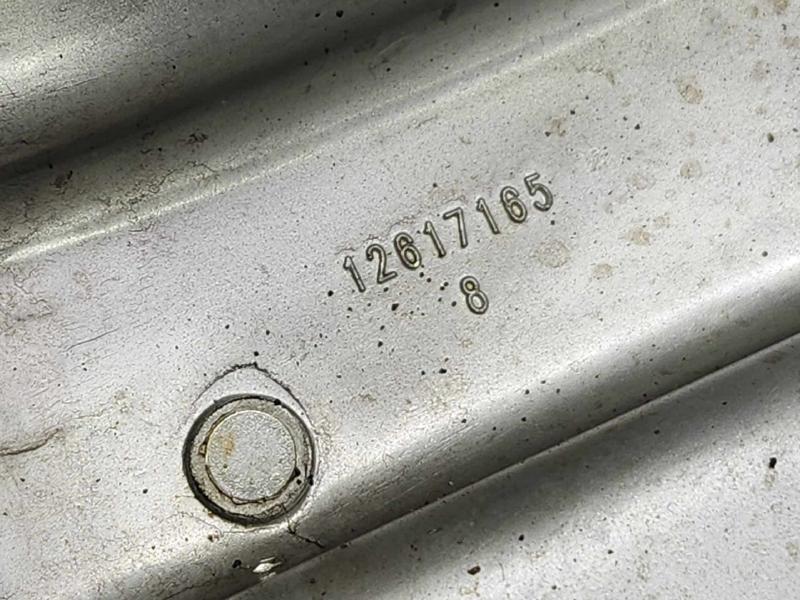 2016 GMC Canyon Valve Cover