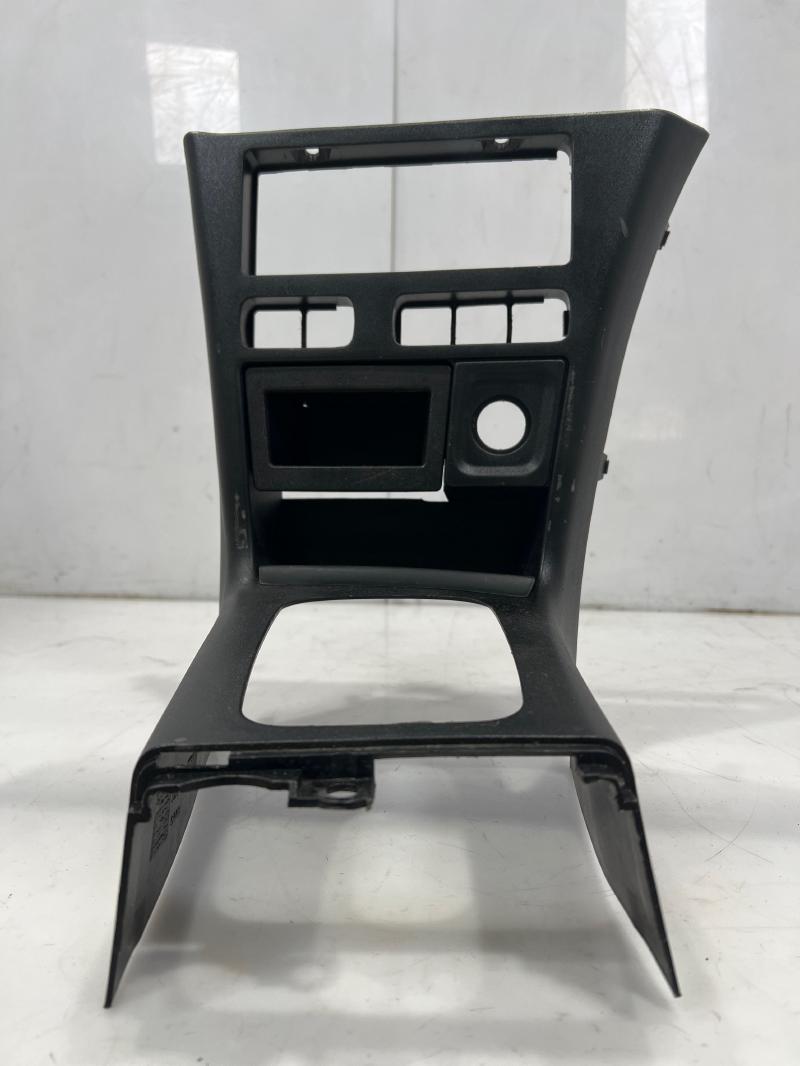 1999 - 2003 Saab 9-3 Gear Shifter / Radio Surround Bezel OEM 4741914