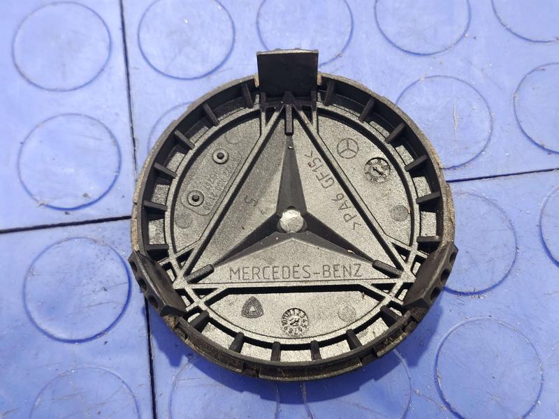 2017 Mercedes C-Class Center Cap