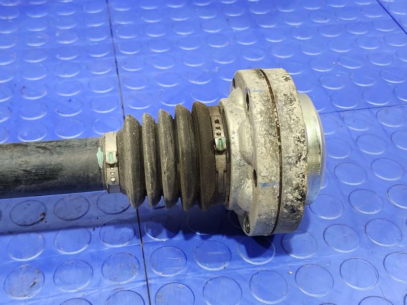 2018 Audi Q7 Axle Shaft