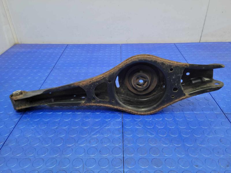 2014 Volkswagen Passat Lower Control Arm Rr