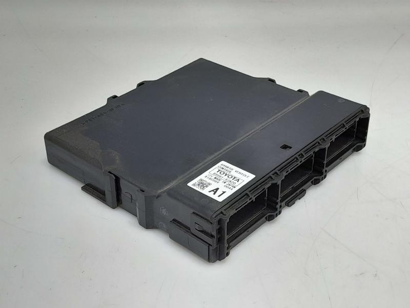 2016-2018 Toyota Prius 1.8L Hybrid Vehicle Control Module OEM 8998147A20