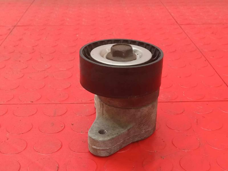 2016 Chrysler 200 Engine Belt Tensioner