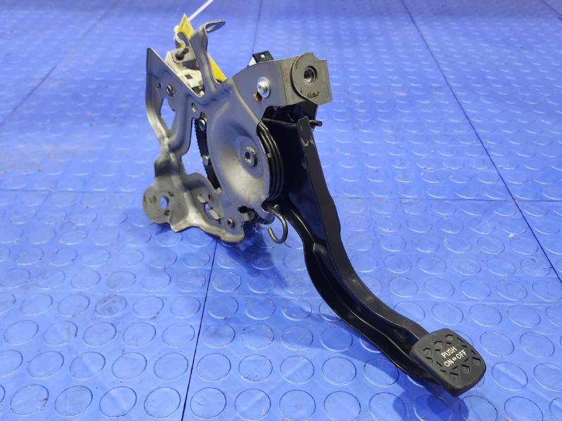 2016-2022 Toyota Prius 1.8L Parking Brake Control Pedal Lever Assembly OEM 46250-33010