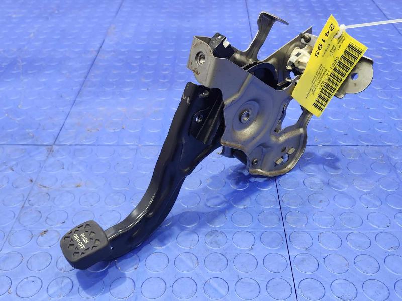 2016-2022 Toyota Prius 1.8L Parking Brake Control Pedal Lever Assembly OEM 46250-33010