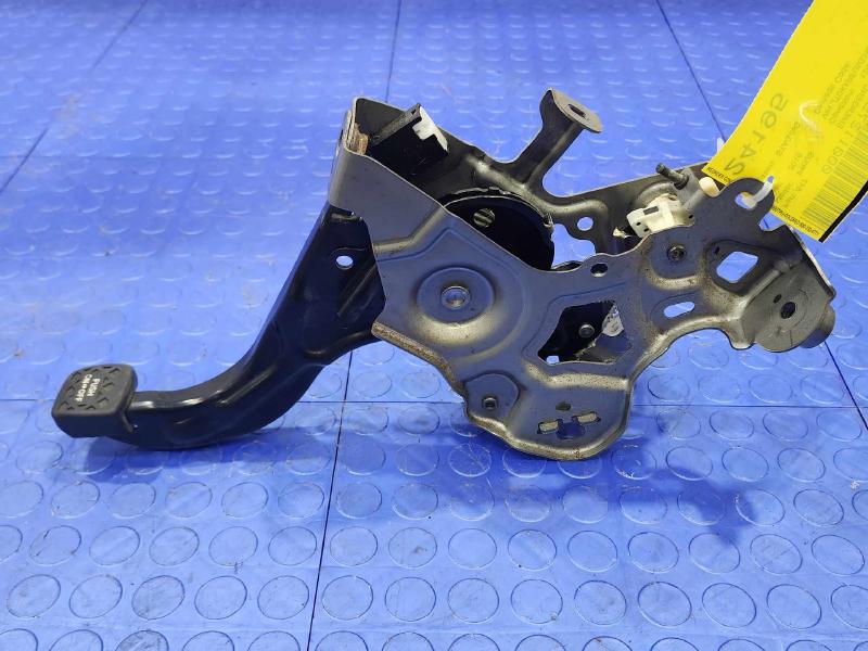 2016-2022 Toyota Prius 1.8L Parking Brake Control Pedal Lever Assembly OEM 46250-33010