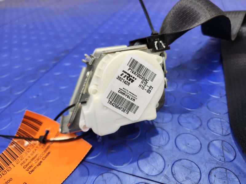 2015 Chrysler 200 Rear Seat Belt