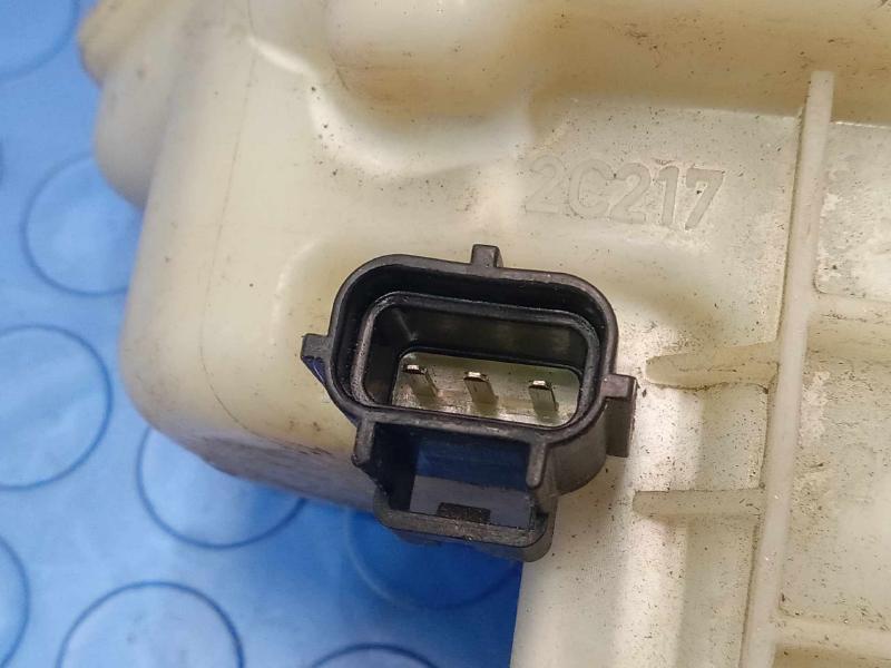 2013-2019 Ford Taurus Brake Master Cylinder Assembly Genuine OEM DG1Z2140B