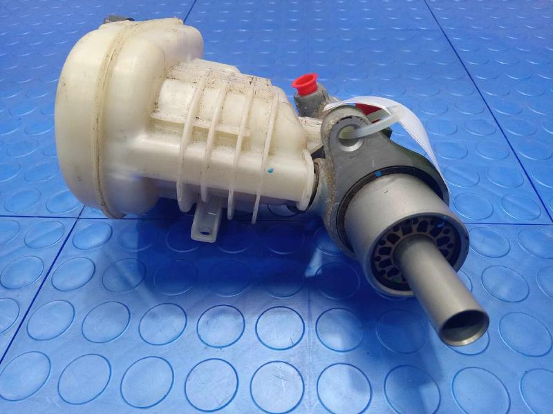2013-2019 Ford Taurus Brake Master Cylinder Assembly Genuine OEM DG1Z2140B