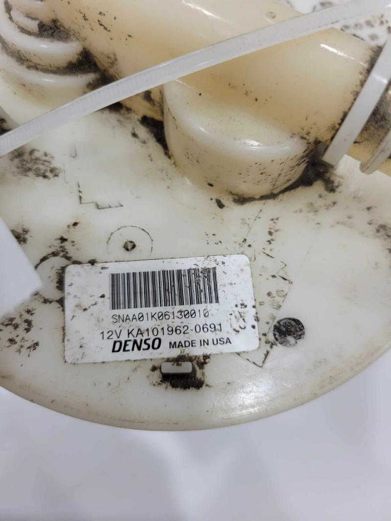 2006 - 2011 Honda Civic Sedan Fuel Pump Assembly OEM 17045SNAA00