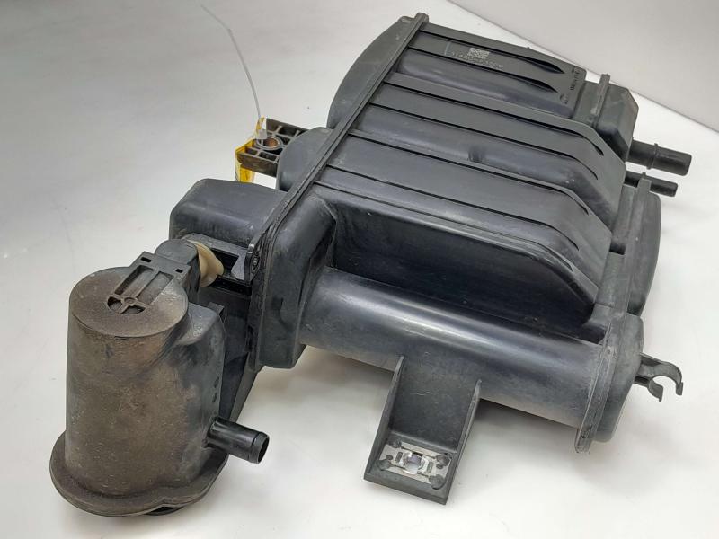 2017-2020 Hyundai Elantra 2.0L Sedan Fuel Vapor Charcoal Canister OEM  31420F3500