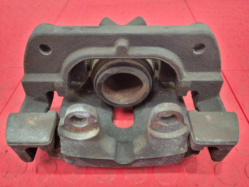 2006 BMW X3 Caliper