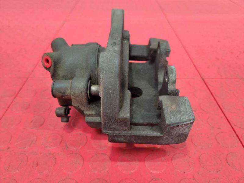 2006 BMW X3 Caliper
