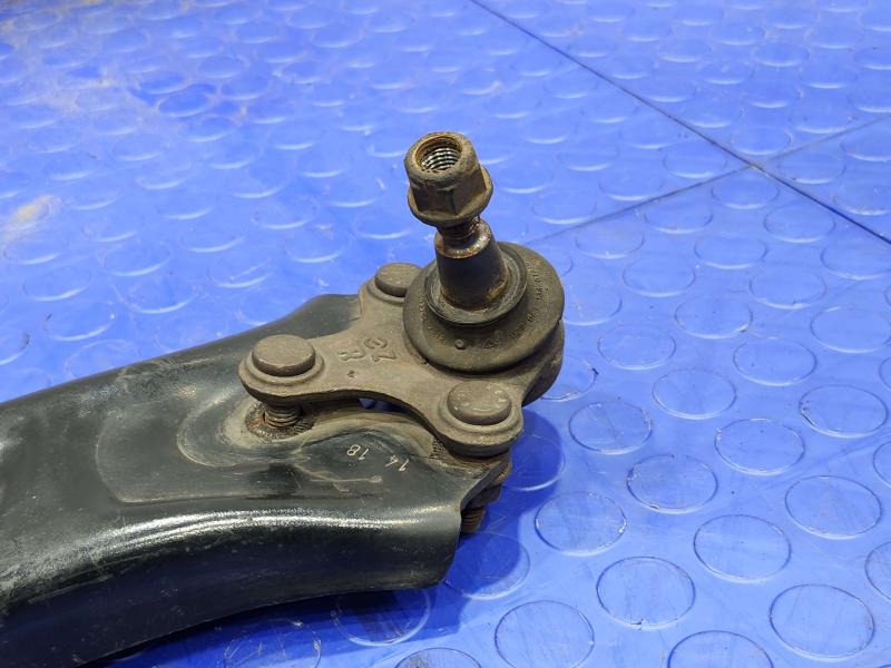 2018 Volkswagen Passat Lower Control Arm Front