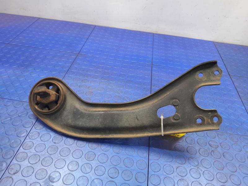 2015 Hyundai Tucson Lower Control Arm Rr
