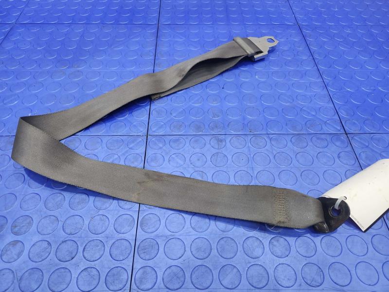 1992 Isuzu NPR Front Seat Belt
