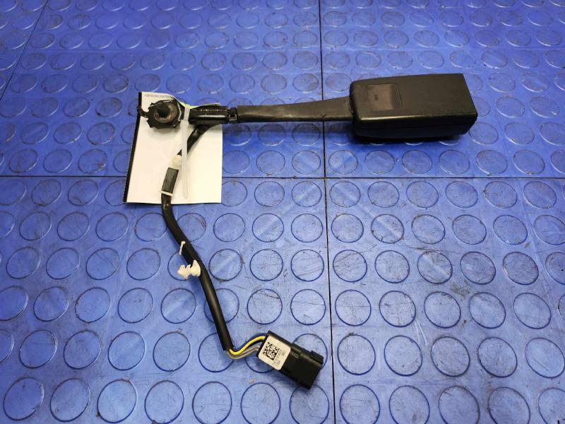 2017 Ford Edge Front Seat Belt