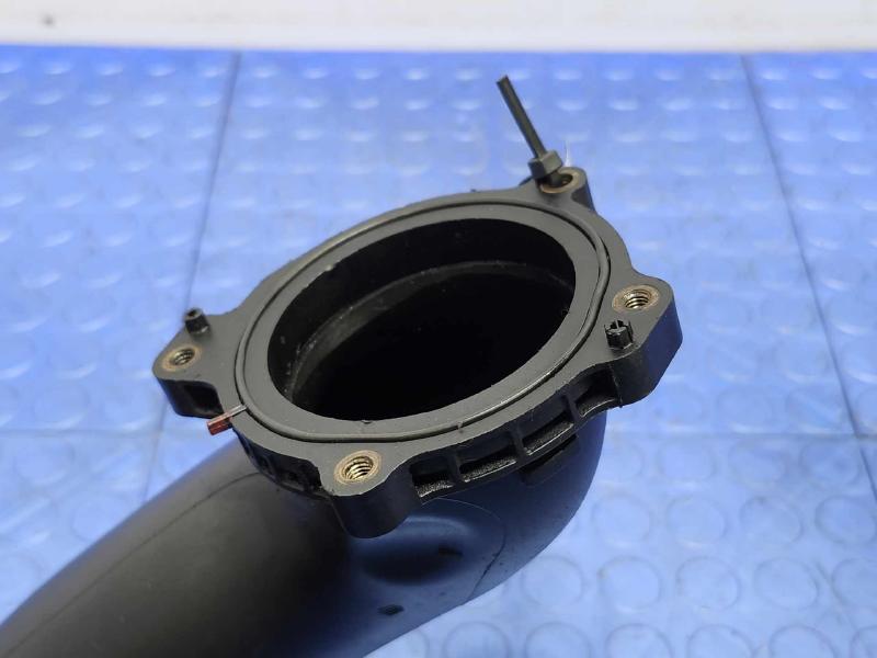2014 Mercedes Sprinter Air Intake Tube/Resonator