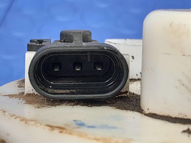 2012-2013 Kia Sorento 2.4L Tank Mounted Fuel Pump Assembly OEM 311101U300
