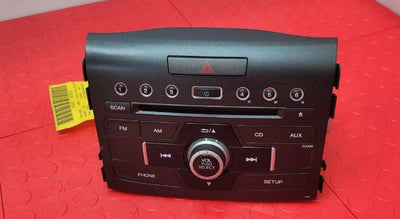 2012-2014 Honda CR-V EX Radio Receiver AM FM Single CD 1XN6 OEM 39100T0AA11