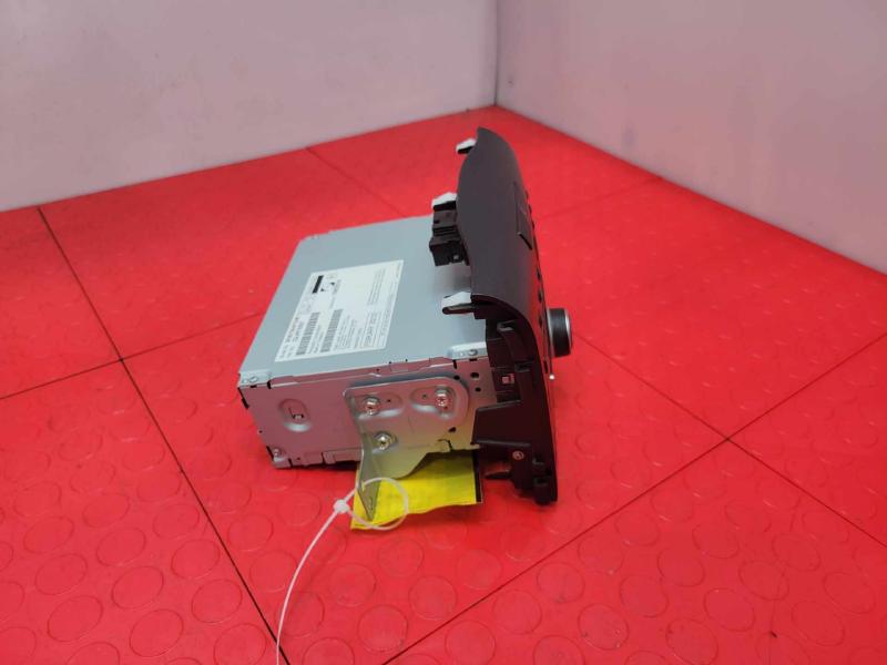 2012-2014 Honda CR-V EX Radio Receiver AM FM Single CD 1XN6 OEM 39100T0AA11