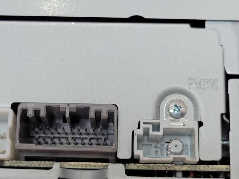 2012-2014 Honda CR-V EX Radio Receiver AM FM Single CD 1XN6 OEM 39100T0AA11