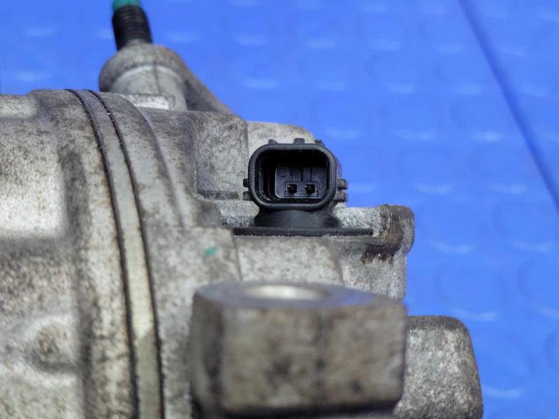 2015-2021 Kia Sedona 3.3L AC Compressor Assembly Genuine OEM 97701A9000